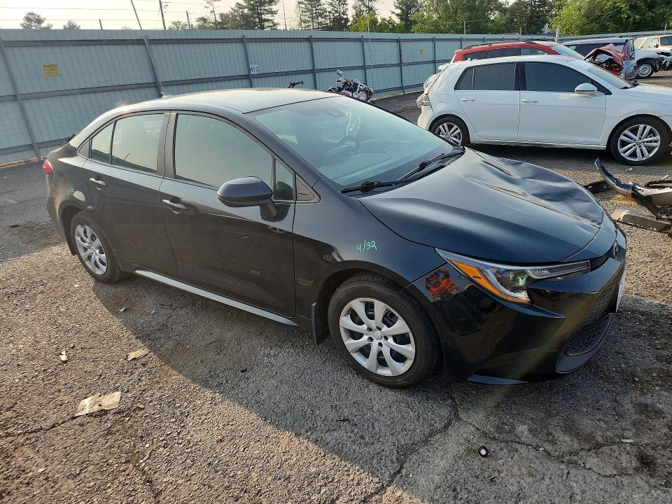 Photo 4 from auction – 2022 TOYOTA COROLLA with VIN 5YFEPMAE8NP376638