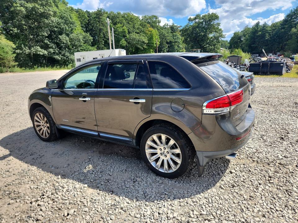 Фото 2 с аукциона – 2011 LINCOLN MKX с VIN 2LMDJ8JK3BBJ07395