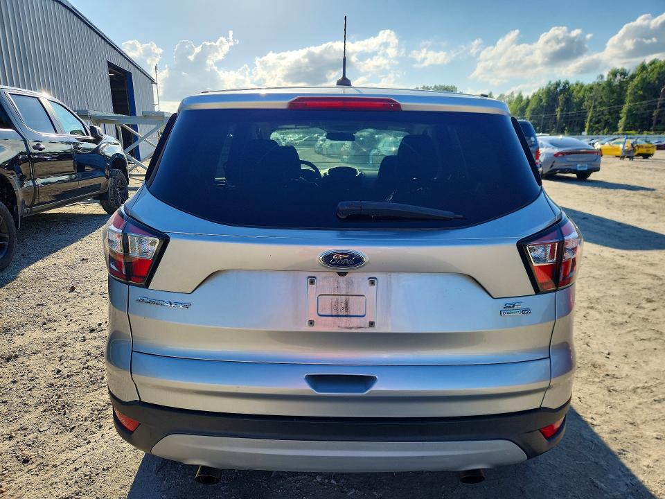Photo 6 from auction – 2017 FORD ESCAPE with VIN 1FMCU9GD6HUD99012