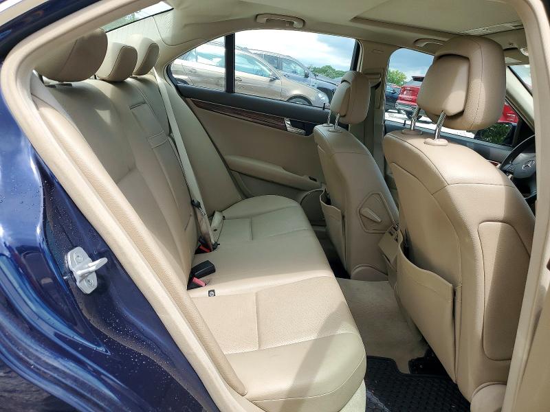 Photo 10 from auction – 2011 MERCEDES-BENZ C with VIN WDDGF8BB9BR159226