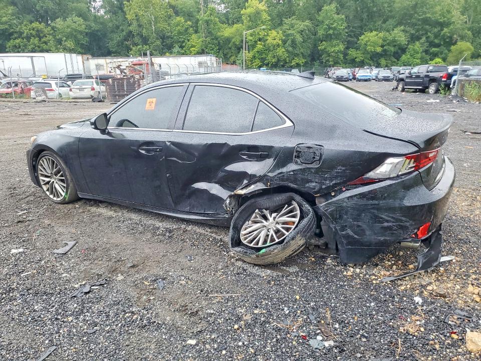 Photo 2 from auction – 2015 LEXUS IS with VIN JTHCF1D21F5018479