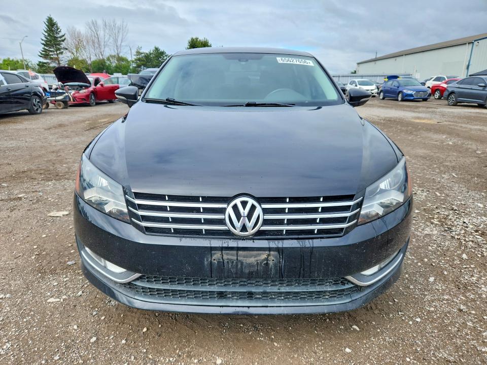 Zdjęcie 5 z aukcji – 2012 VOLKSWAGEN PASSAT z VIN 1VWAN7A37CC007230