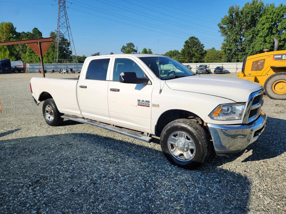 Photo 4 from auction – 2015 RAM 2500 with VIN 3C6TR5H27FG588321