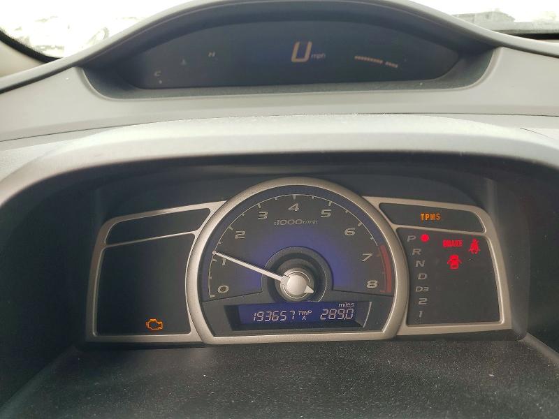 Photo 9 from auction – 2010 HONDA CIVIC with VIN 19XFA1F50AE070669
