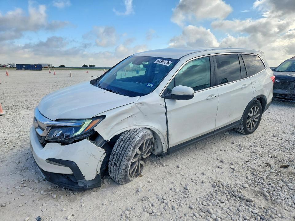 HONDA PILOT 2020 with VIN 5FNYF5H39LB027197 - Photo from auction