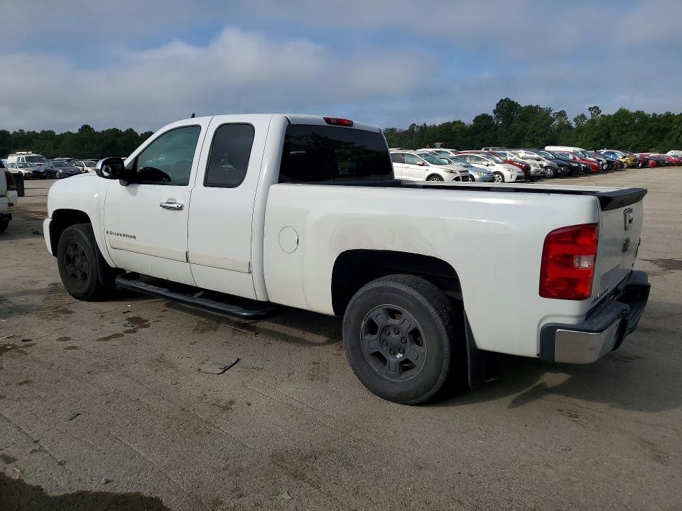 Photo 2 from auction – 2008 CHEVROLET SILVERADO with VIN 1GCEK19JX8Z282883