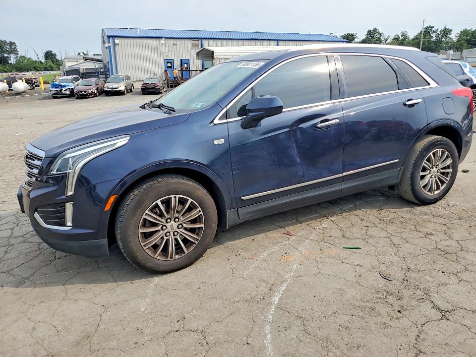 CADILLAC XT5 2017 with VIN 1GYKNBRS2HZ116098 - Photo from auction
