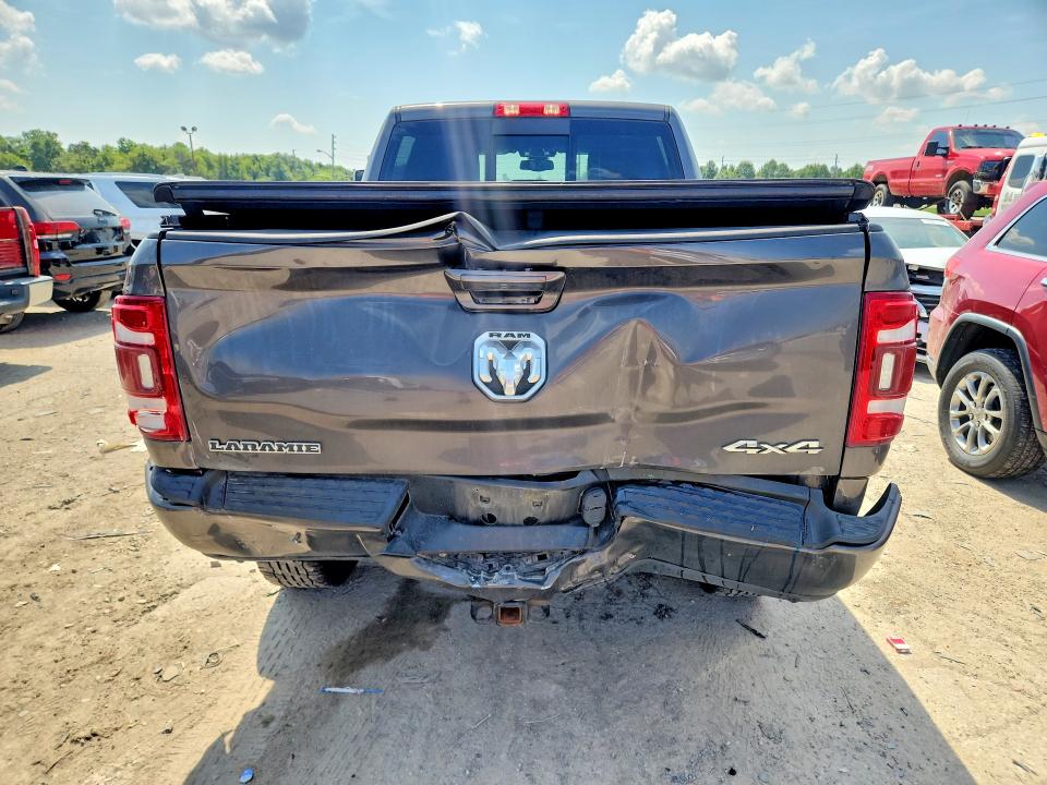 Фото 6 с аукциона – 2019 RAM 2500 с VIN 3C6UR5FL2KG713431