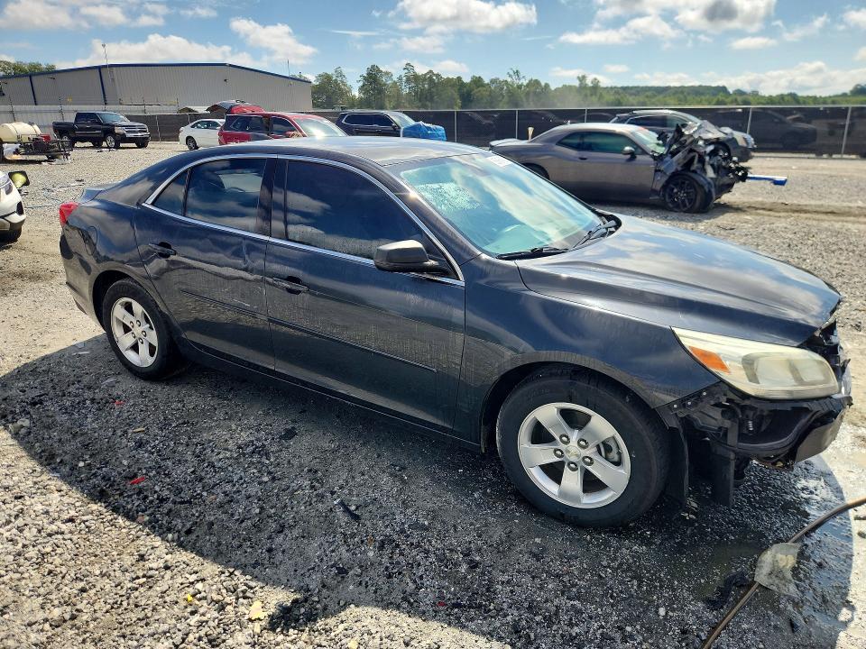 Photo 4 from auction – 2015 CHEVROLET MALIBU with VIN 1G11B5SL9FF222926