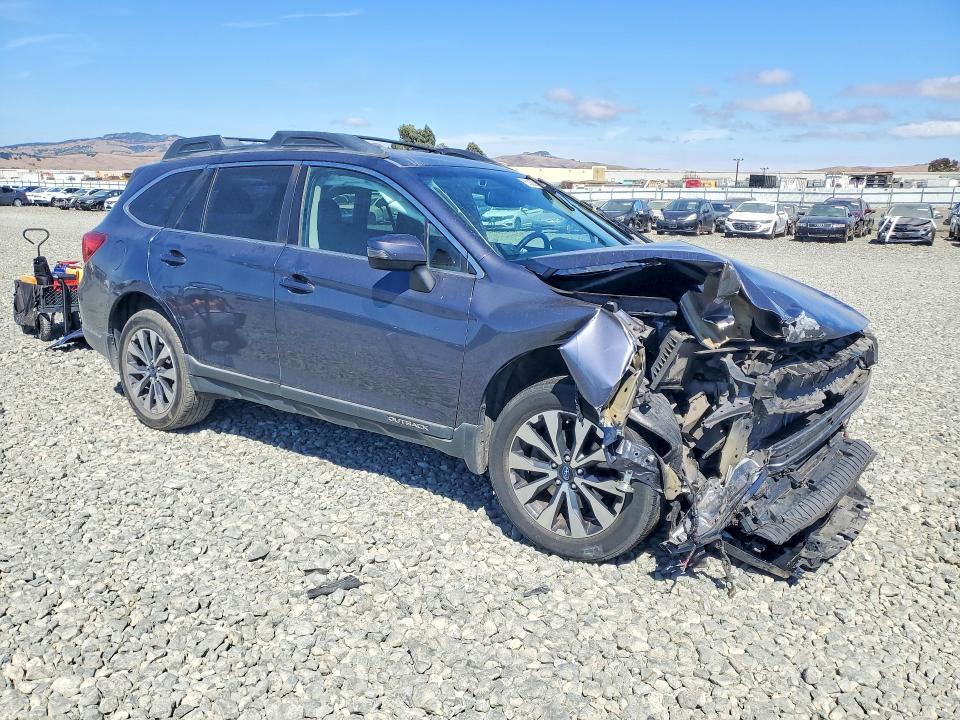 Photo 4 from auction – 2016 SUBARU OUTBACK with VIN 4S4BSANCXG3269588