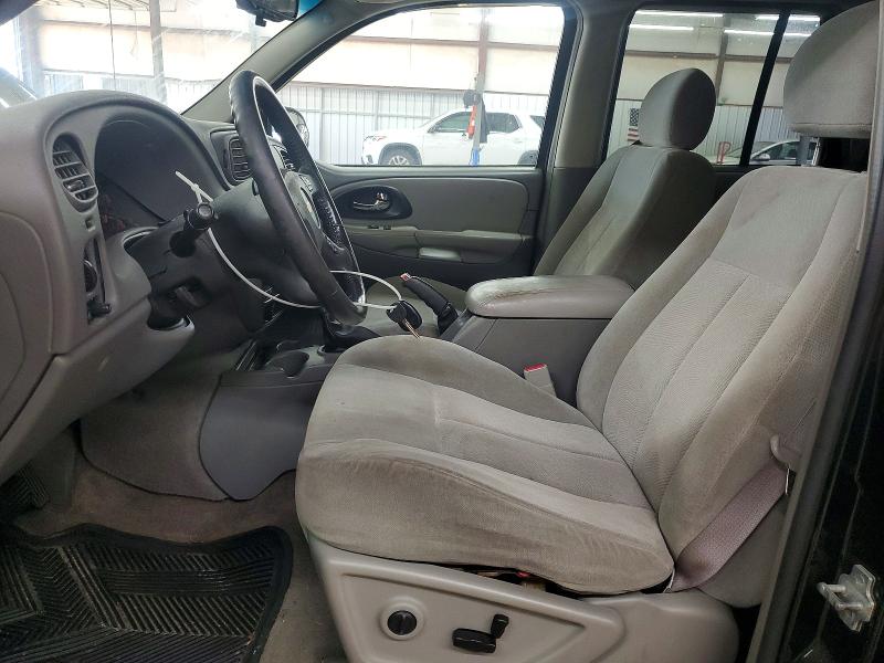 Photo 7 from auction – 2005 CHEVROLET TRAILBLAZER with VIN 1GNDT13S852190810