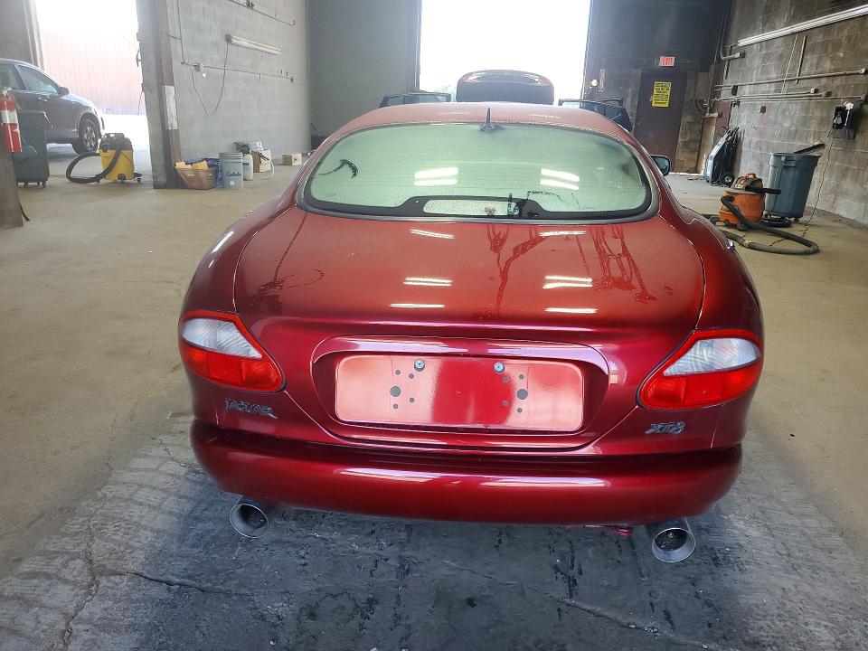 Photo 6 from auction – 1997 JAGUAR XK8 with VIN SAJGX5743VC004681