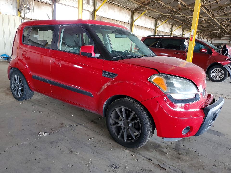 Photo 4 from auction – 2010 KIA SOUL with VIN KNDJT2A23A7059589