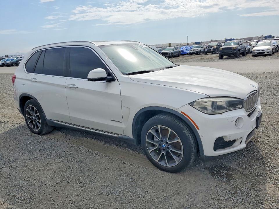Zdjęcie 4 z aukcji – 2016 BMW X5 z VIN 5UXKT0C50G0F74942