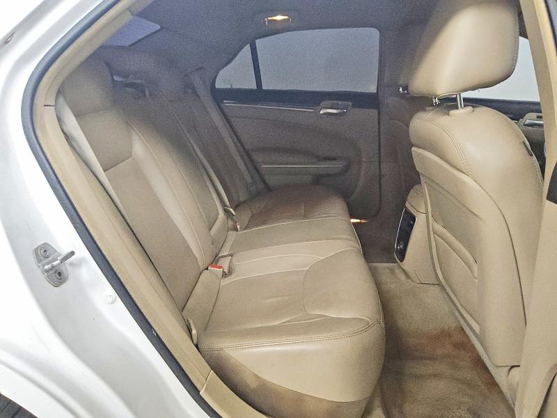 Снимка 10 от търг – 2014 CHRYSLER 300 с VIN 2C3CCAAG1EH105756