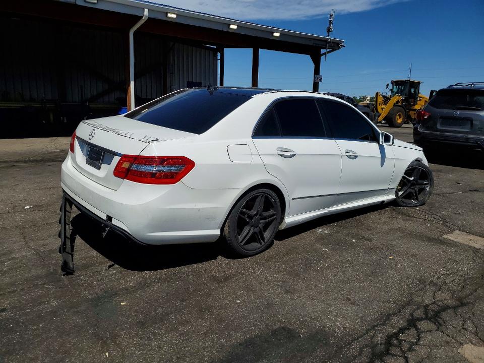 Снимка 3 от търг – 2013 MERCEDES-BENZ E с VIN WDDHF5KB2DA691146