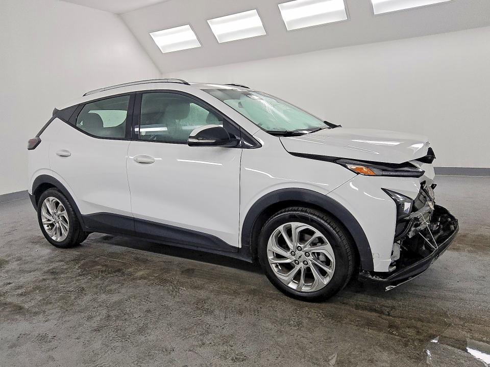 Photo 4 from auction – 2023 CHEVROLET BOLT EUV with VIN 1G1FY6S06P4140990