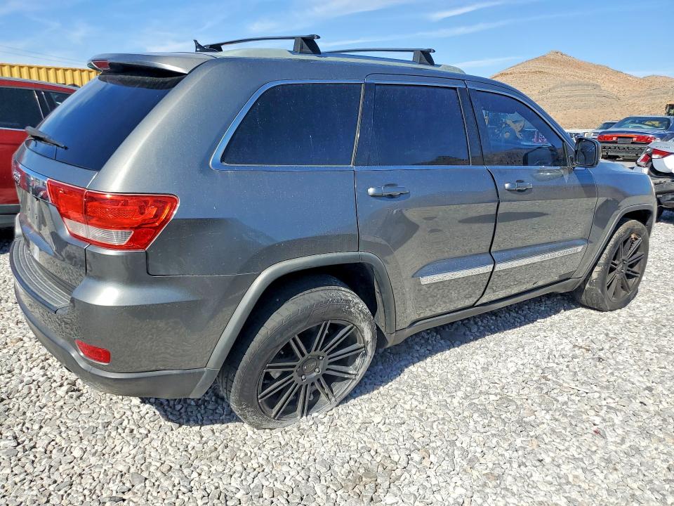 Photo 3 from auction – 2011 JEEP GRAND CHEROKEE with VIN 1J4RR4GGXBC738830