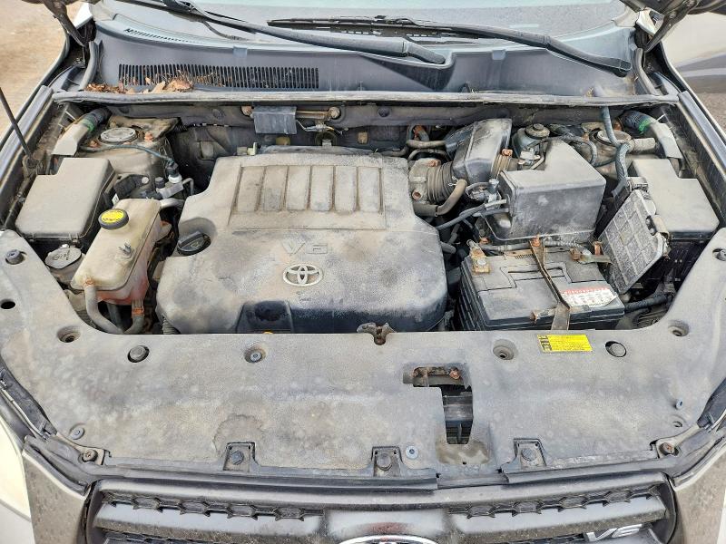 Photo 12 from auction – 2011 TOYOTA RAV4 with VIN 2T3KK4DV8BW011665