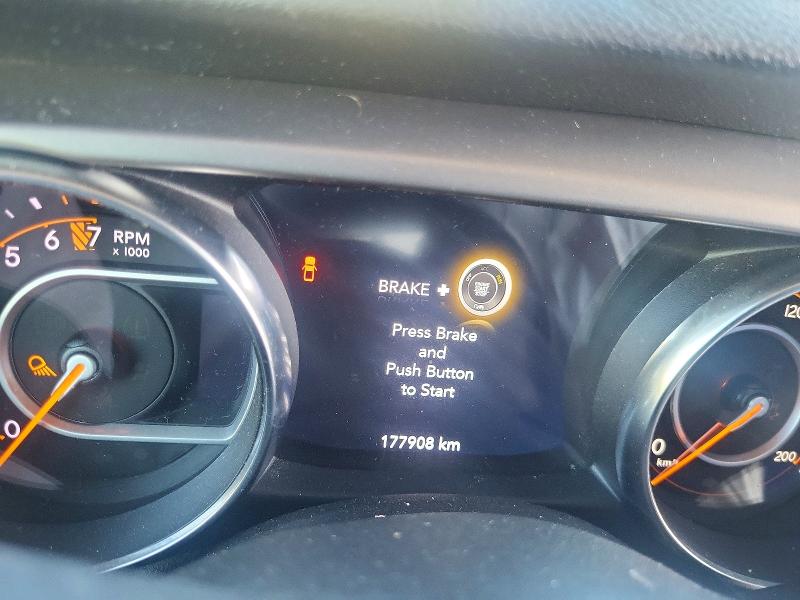 Photo 9 from auction – 2020 JEEP GLADIATOR with VIN 1C6HJTAG2LL104769
