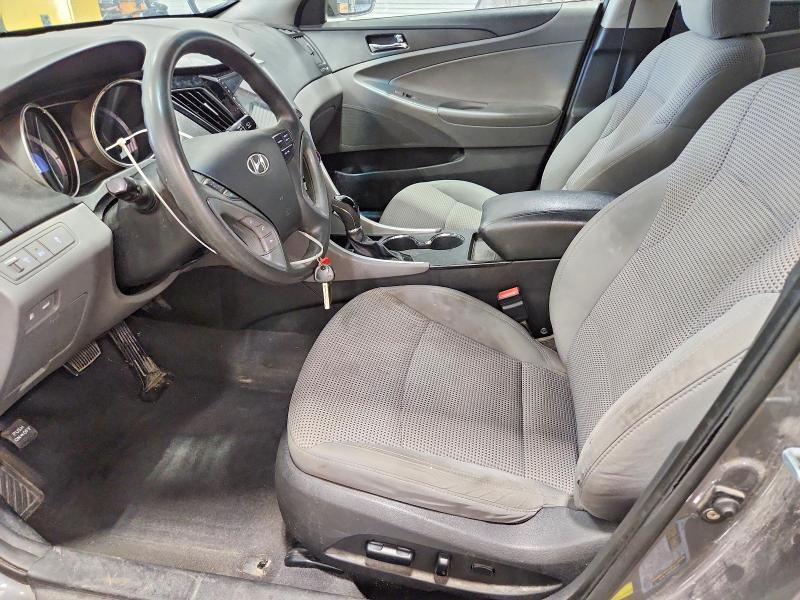 Photo 7 from auction – 2011 HYUNDAI SONATA with VIN 5NPEB4AC8BH188658