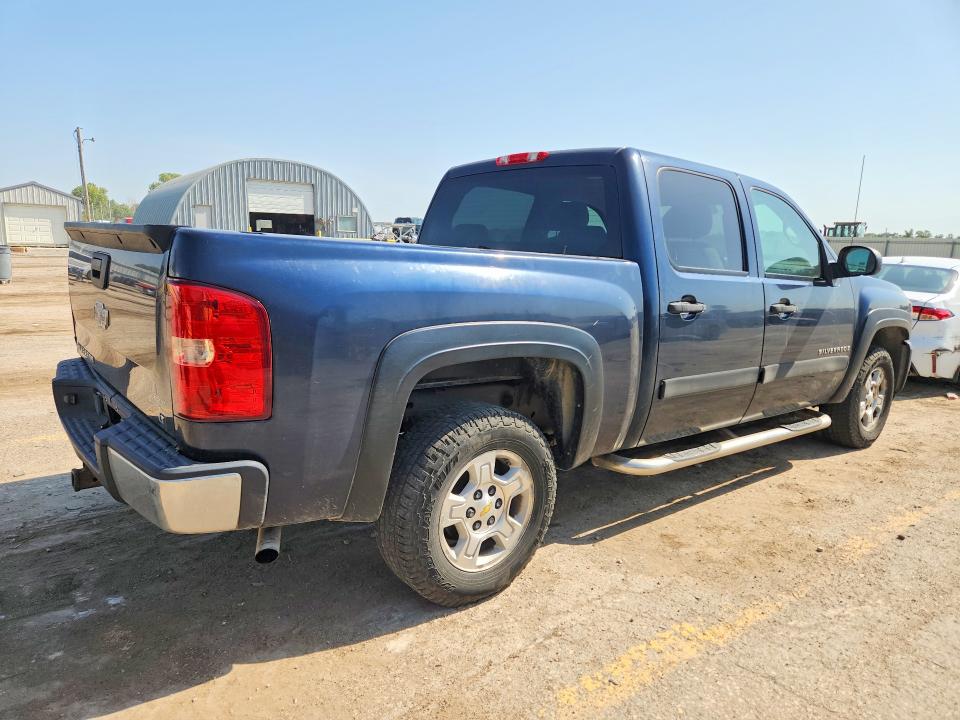 Photo 3 from auction – 2007 CHEVROLET SILVERADO with VIN 3GCEC13J07G512080