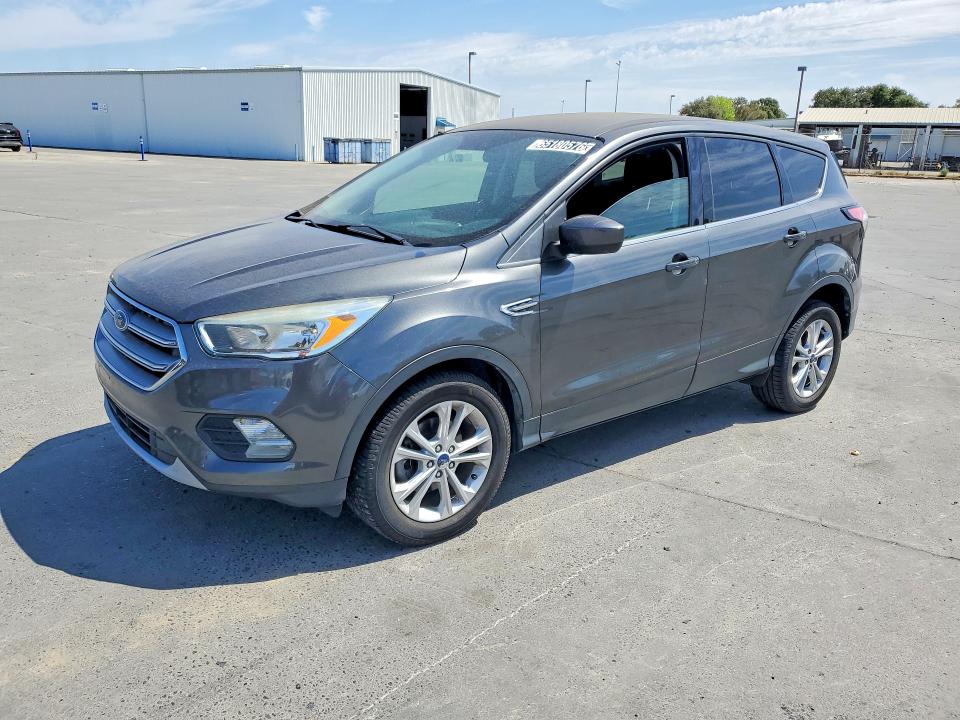 FORD ESCAPE 2017 with VIN 1FMCU0GD5HUC97518 - Photo from auction