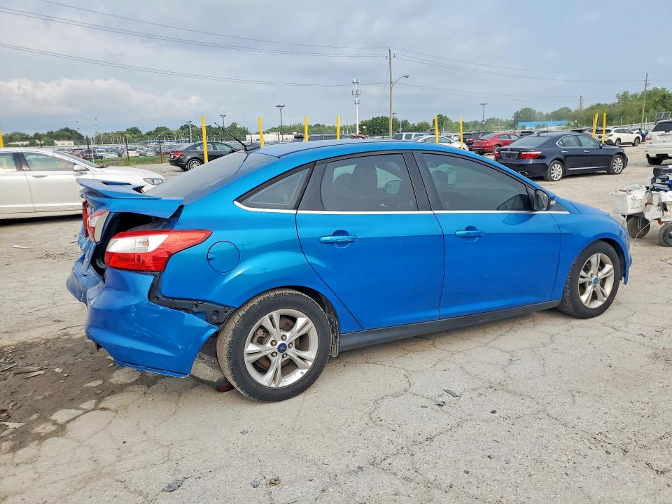 Photo 3 from auction – 2012 FORD FOCUS with VIN 1FAHP3J28CL188713