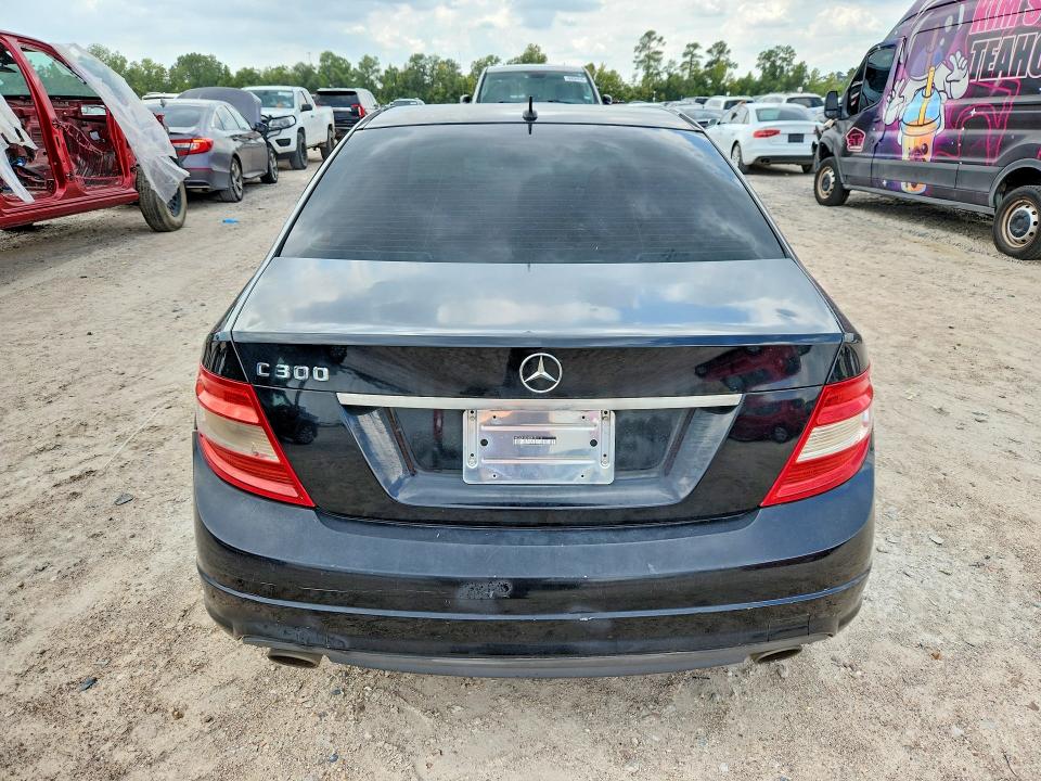 Photo 6 from auction – 2011 MERCEDES-BENZ C with VIN WDDGF5EB6BA456110