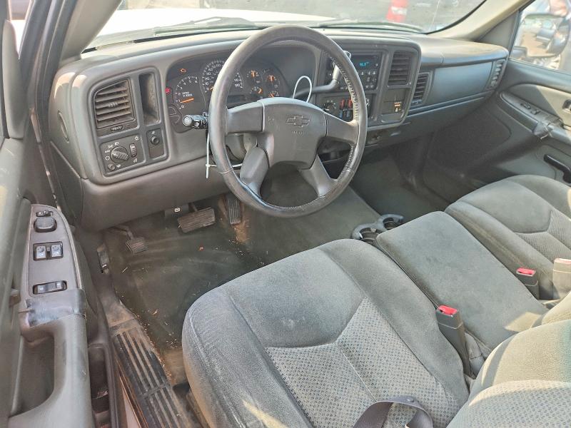 Photo 8 from auction – 2004 CHEVROLET SILVERADO 1500 with VIN 2GCEC19V841168075