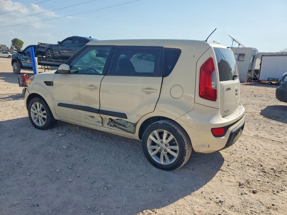 Photo 2 from auction – 2013 KIA SOUL with VIN KNDJT2A65D7551984