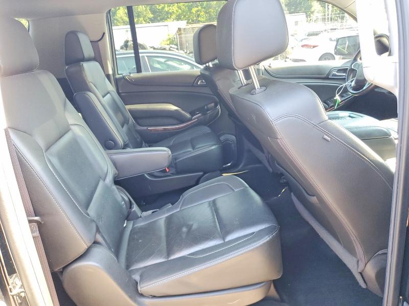 Photo 11 from auction – 2017 CHEVROLET SUBURBAN with VIN 1GNSKJKC0HR124221