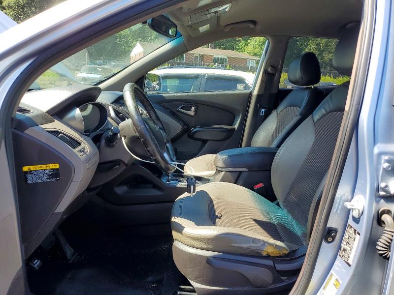Снимка 7 от търг – 2012 HYUNDAI TUCSON с VIN KM8JU3AC1CU362821
