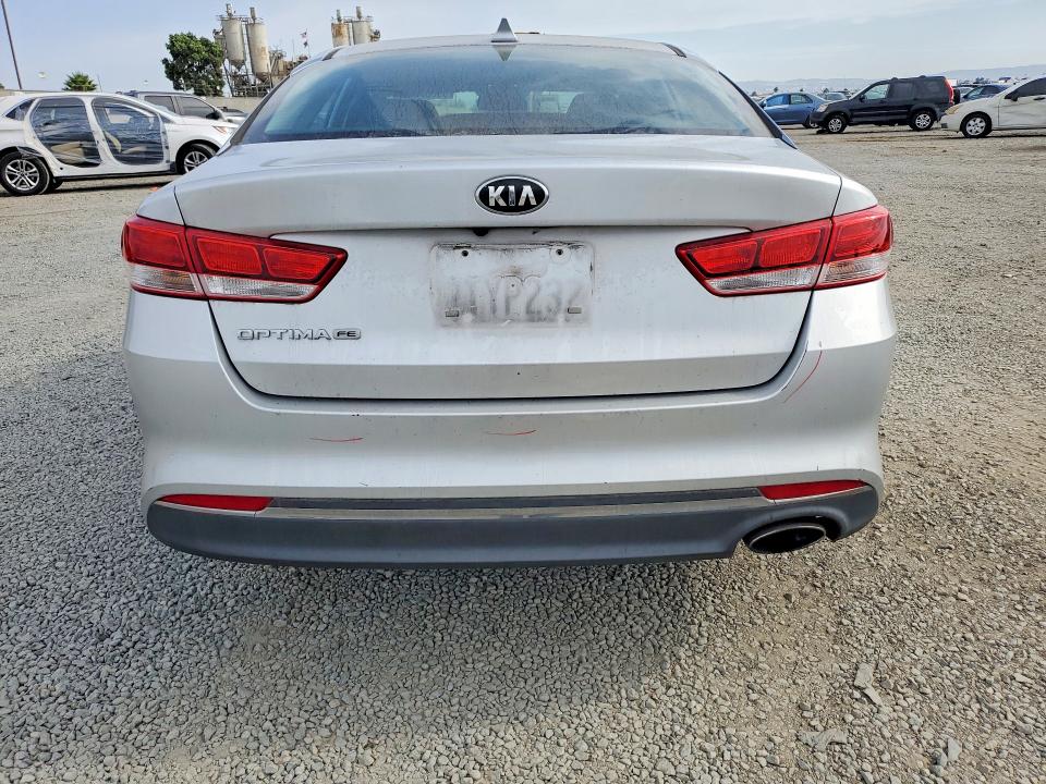 Photo 6 from auction – 2016 KIA OPTIMA with VIN 5XXGT4L30GG016484