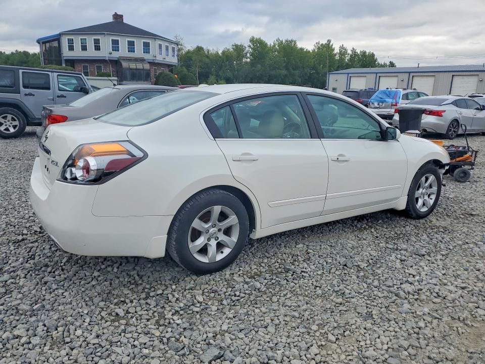 Photo 3 from auction – 2009 NISSAN ALTIMA with VIN 1N4AL21E69N512451