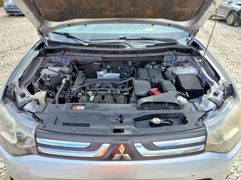 Photo 12 from auction – 2014 MITSUBISHI OUTLANDER with VIN JA4AD2A34EZ006782
