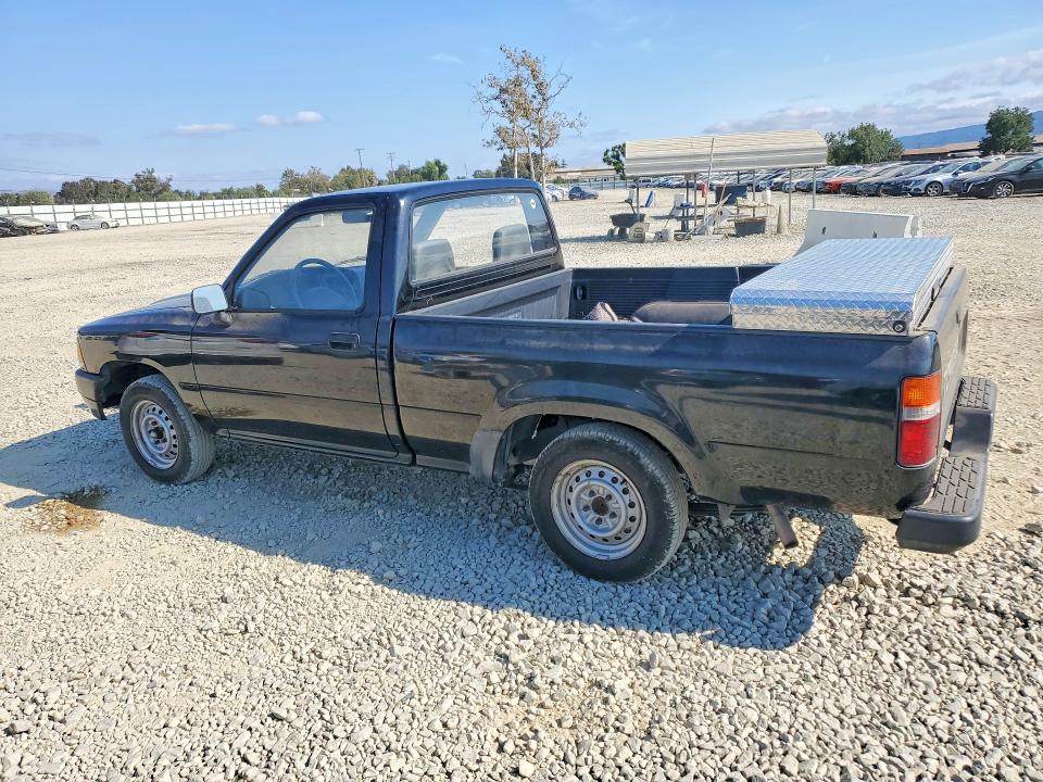Photo 2 from auction – 1992 TOYOTA PICKUP with VIN JT4RN81A7N5146825