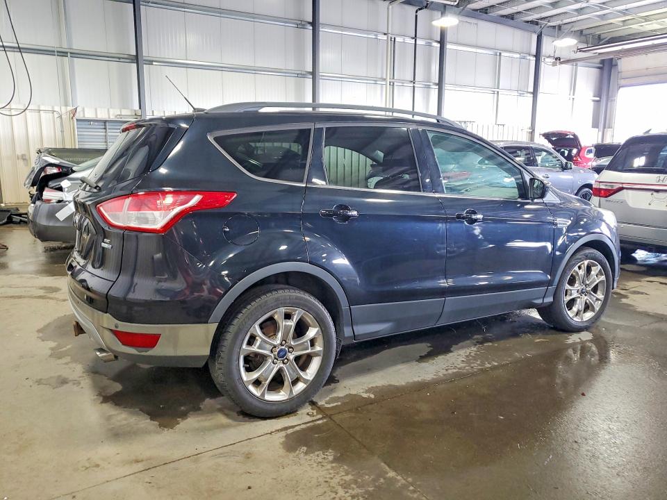 Photo 3 from auction – 2016 FORD ESCAPE with VIN 1FMCU9G92GUB77089