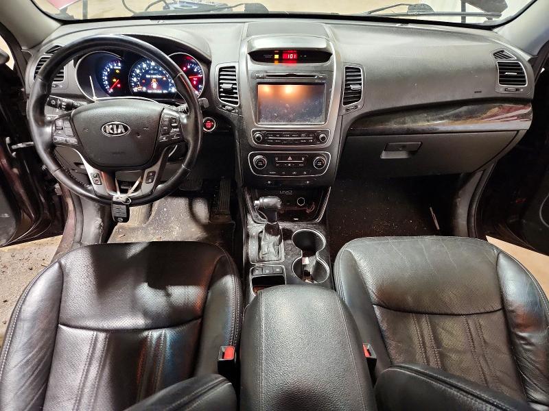Photo 8 from auction – 2015 KIA SORENTO with VIN 5XYKWDA71FG554015