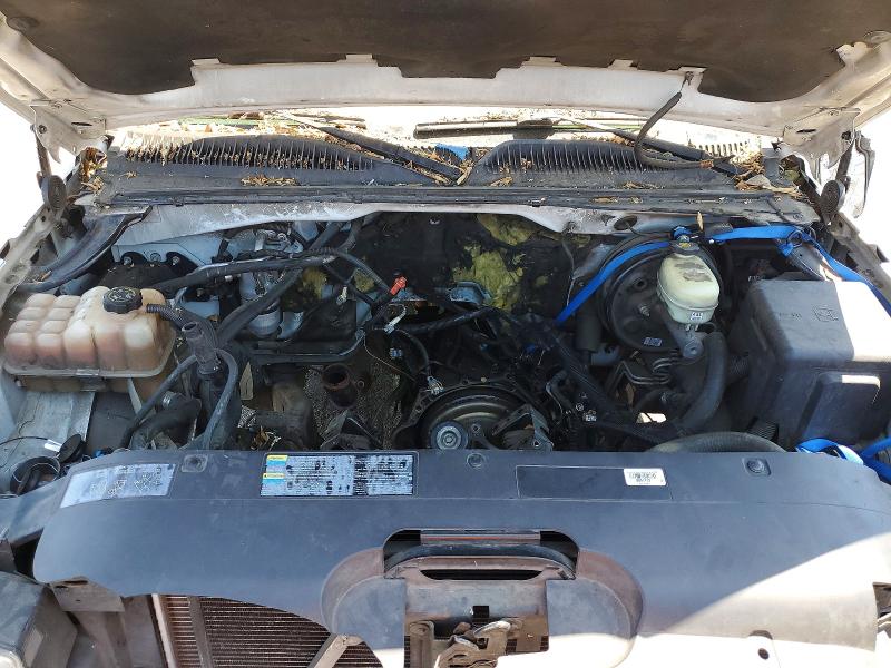 Photo 11 from auction – 2005 CHEVROLET SILVERADO with VIN 2GCEC19V151350962