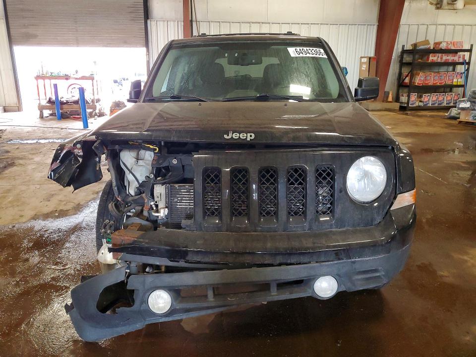 Photo 5 from auction – 2016 JEEP PATRIOT with VIN 1C4NJRFB2GD532174