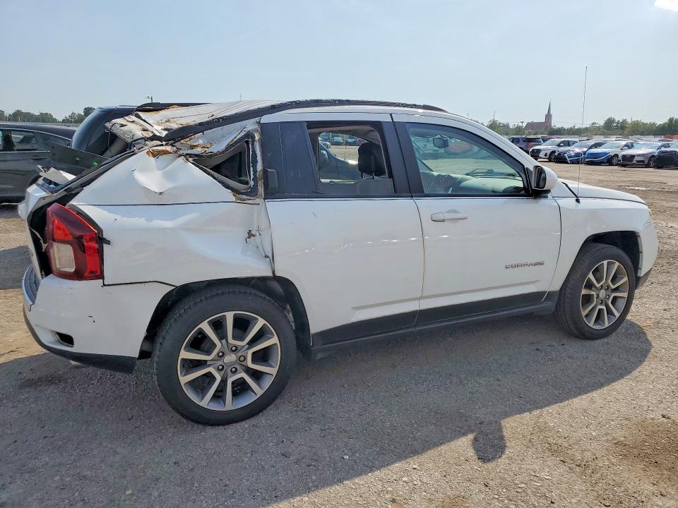 Снимка 3 от търг – 2016 JEEP COMPASS с VIN 1C4NJCEA8GD548708