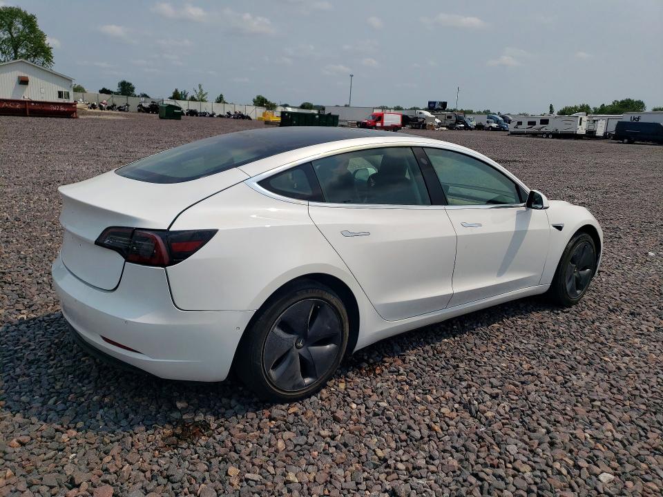 Photo 3 from auction – 2019 TESLA MODEL 3 with VIN 5YJ3E1EA1KF401681