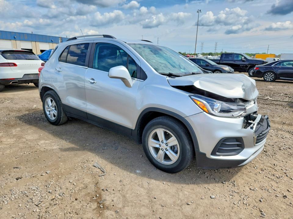 Photo 4 from auction – 2019 CHEVROLET TRAX with VIN KL7CJLSB2KB960693