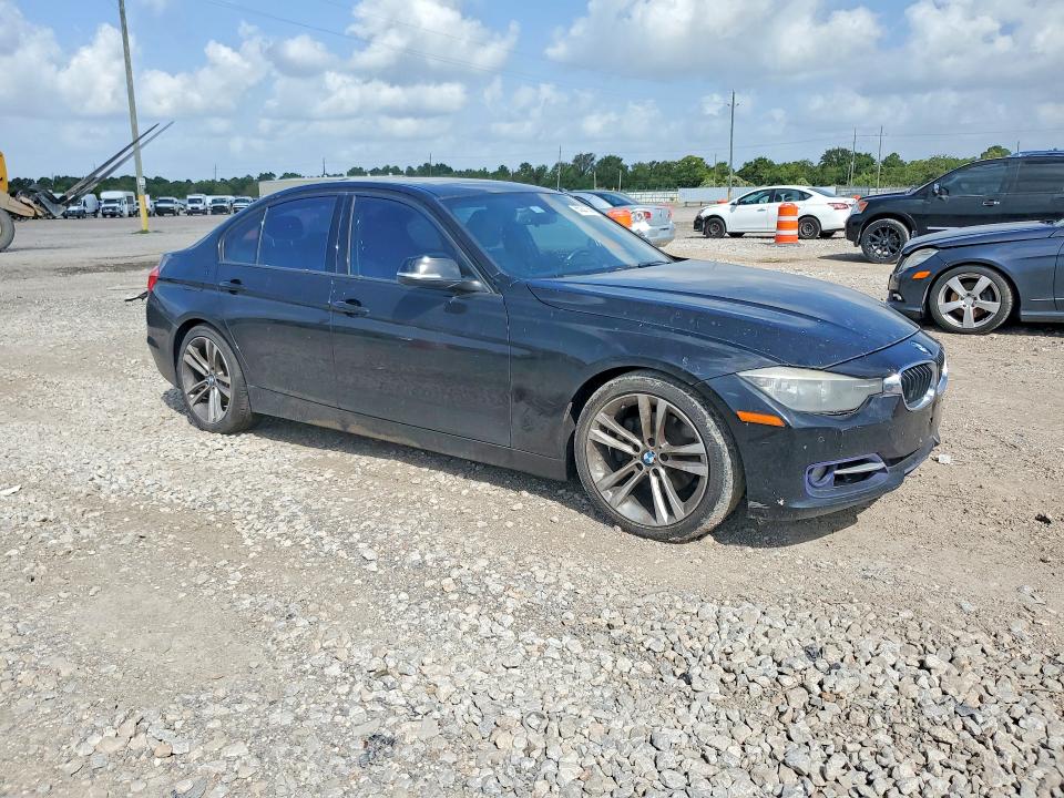 Zdjęcie 4 z aukcji – 2013 BMW 328 z VIN WBA3A5C53DF356926