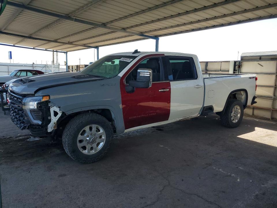 CHEVROLET SILVERADO 2024 with VIN 1GC1YLE74RF363500 - Photo from auction