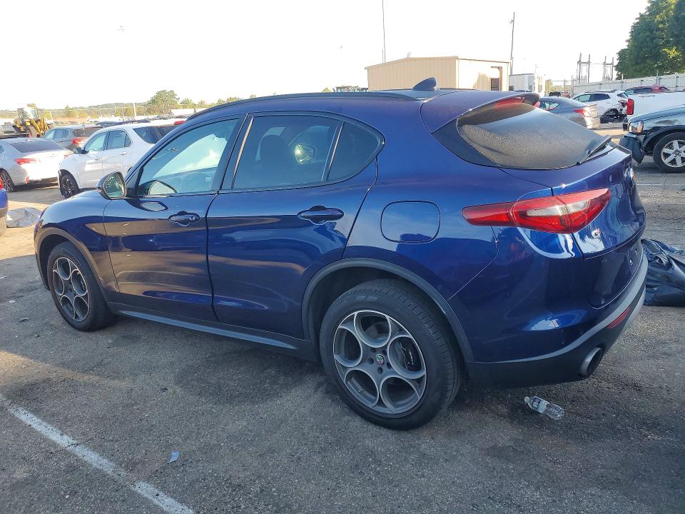 Photo 2 from auction – 2018 ALFA ROMEO STELVIO with VIN ZASFAKPN0J7B69357
