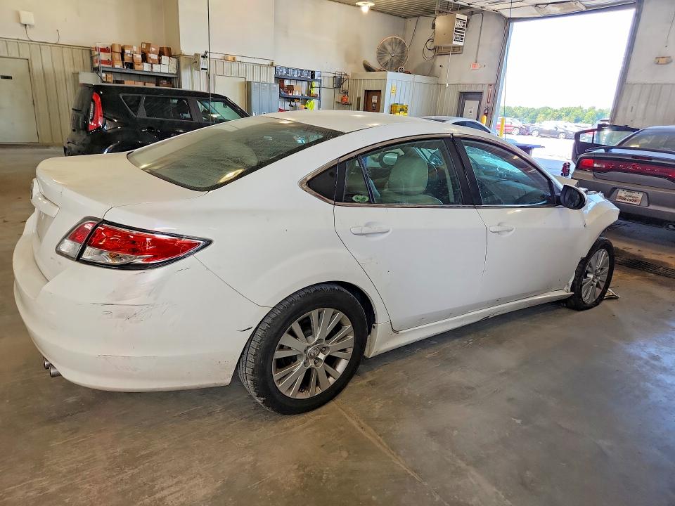 Photo 3 from auction – 2010 MAZDA 6 with VIN 1YVHZ8CH2A5M11939
