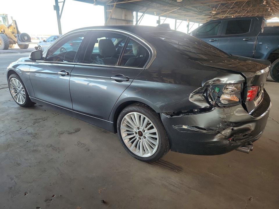 Photo 2 from auction – 2015 BMW 328 with VIN WBA3B5G51FNS15563