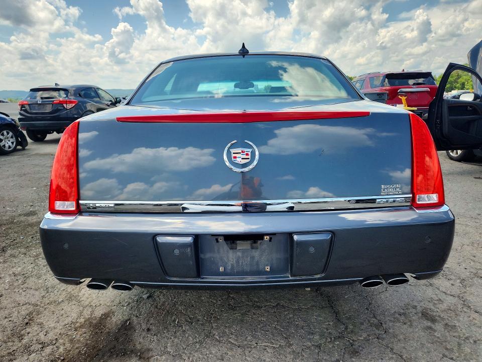 Photo 6 from auction – 2011 CADILLAC DTS with VIN 1G6KD5E64BU122737